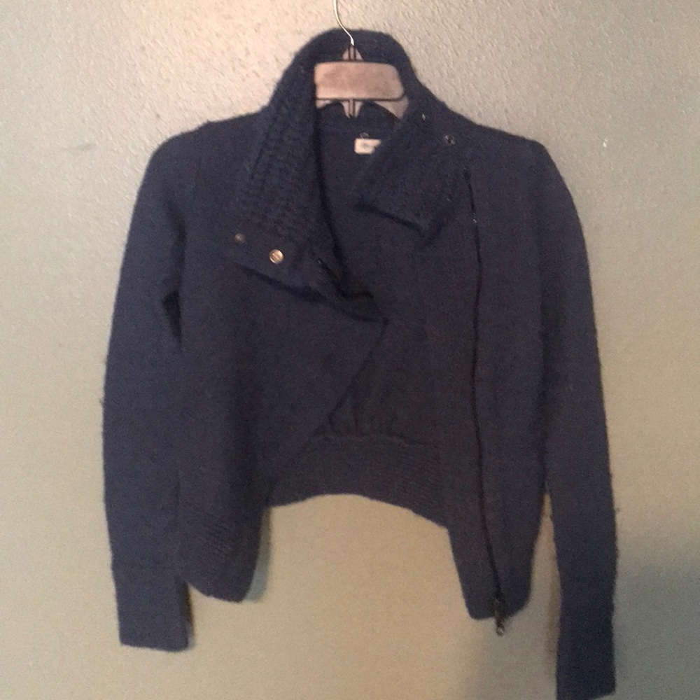 Blue Short Torso Sweater with zipper